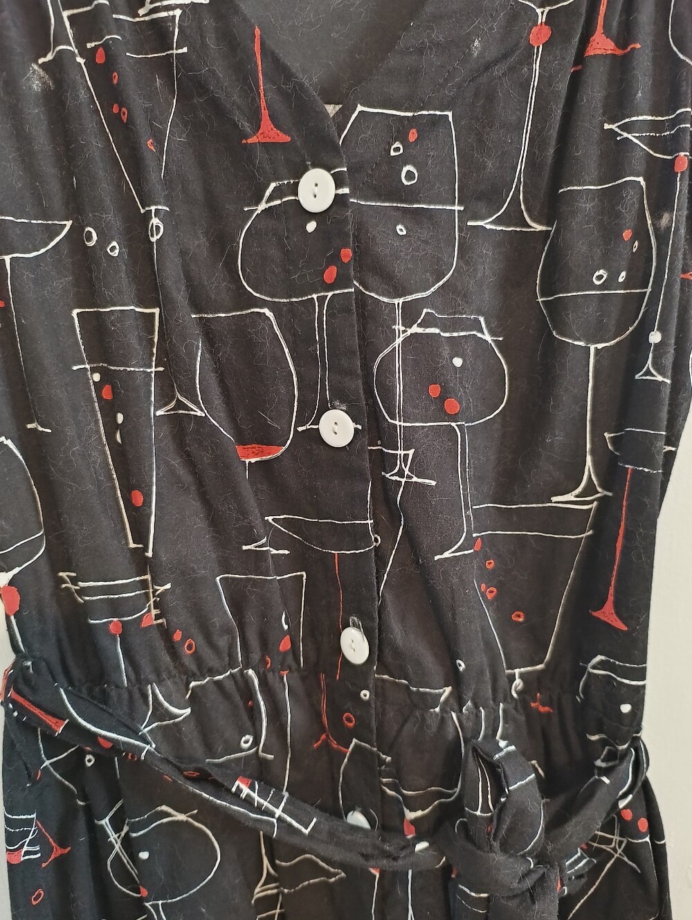 Retrolicious Button Up Sleeveless Cocktail Glass Print Pencil Dress with Belt - Picture 2 of 2